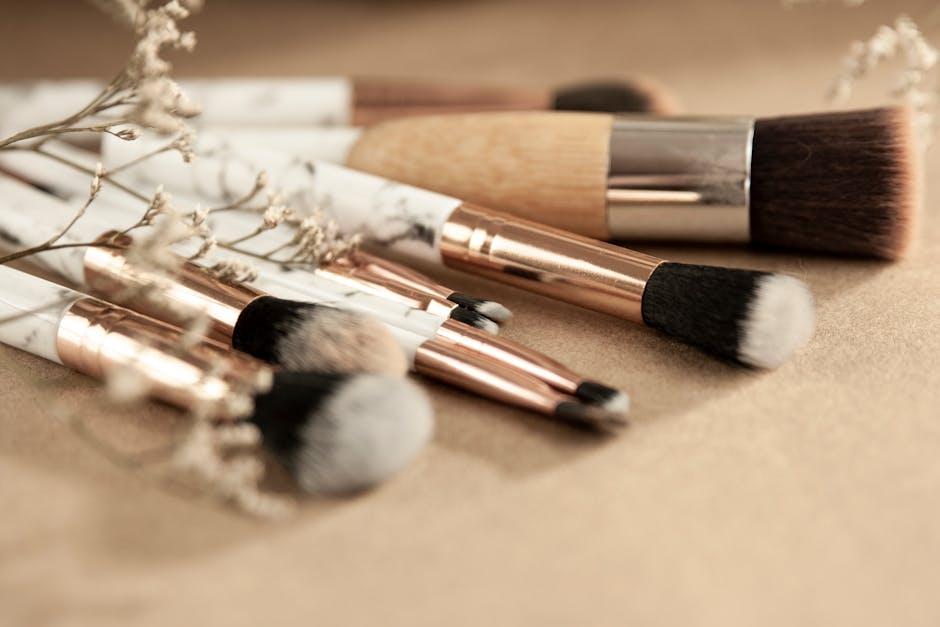 Tips for Maintaining and Cleaning Your ⁣Makeup Brushes for Longevity